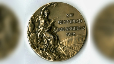 Rudi Ismayrs Goldmedaille von Olympia 1932 in Los Angeles. (Foto: Stadt Freising)