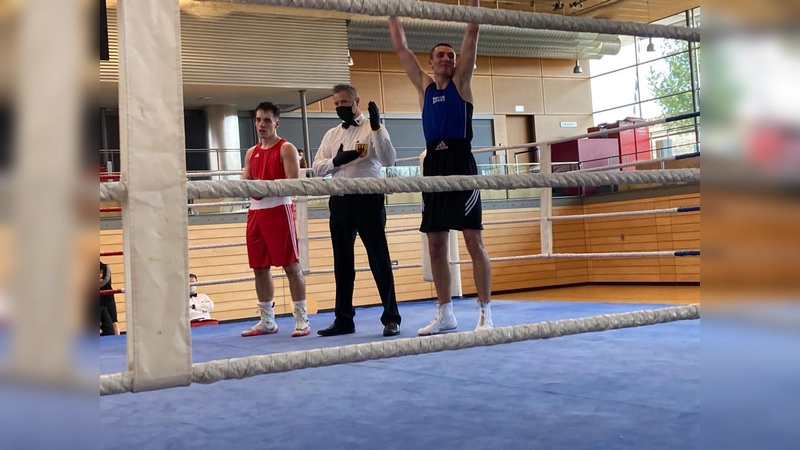 Nichts anbrennen ließ Vincent Sperr. Der 19-jährige Musterschüler der Haar/Kirchseeoner Trainer erfüllte erneut alle hohen Erwartungen. (Foto: Helmut Felixberger)