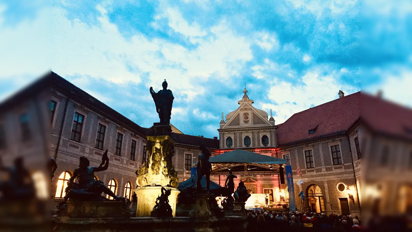 Eine ganz besondere Atmosphäre herrscht im Brunnenhof der Residenz. (Foto: Bavaria Klassik)