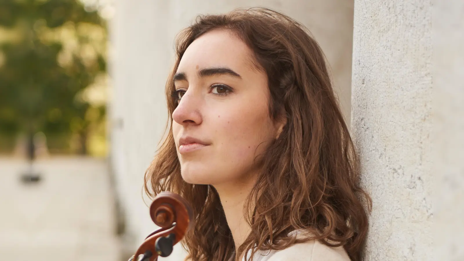 Veronika Rädler erhielt ihren ersten Violin-Unterricht im Alter von fünf Jahren. (Foto: Patrick Art)