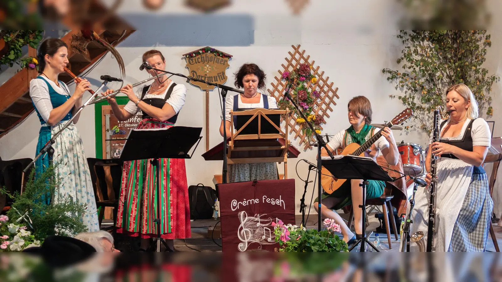 Die „Eichhofner Dorfmusik“ lädt am dritten Oktobersonntag alle Musikfreunde zum traditionellen Dorfkirta ein. (Foto: VA)